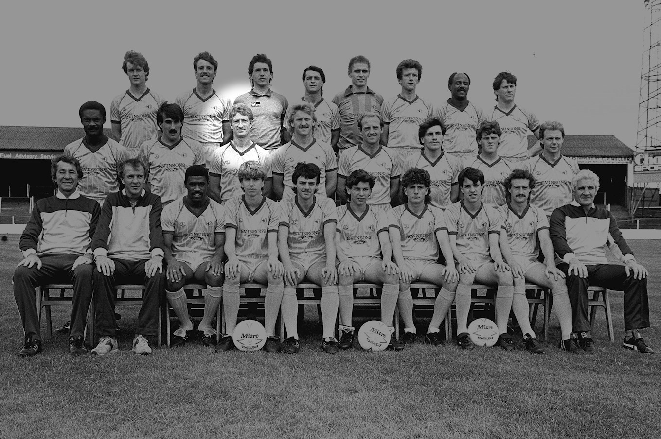 Mick Vinter, pictured here from the 1985-86 squad photo, can be seen on the middle row, third from the left
